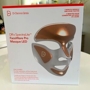 Dr. Dennis Gross Skincare
DRx SpectraLite™ FaceWare Pro